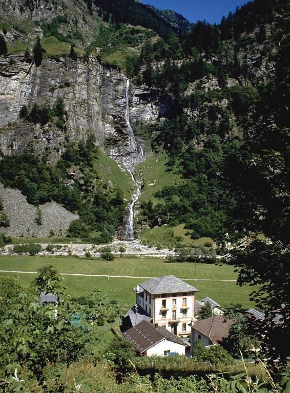 Hotel La Cascata Augio Exteriér fotografie